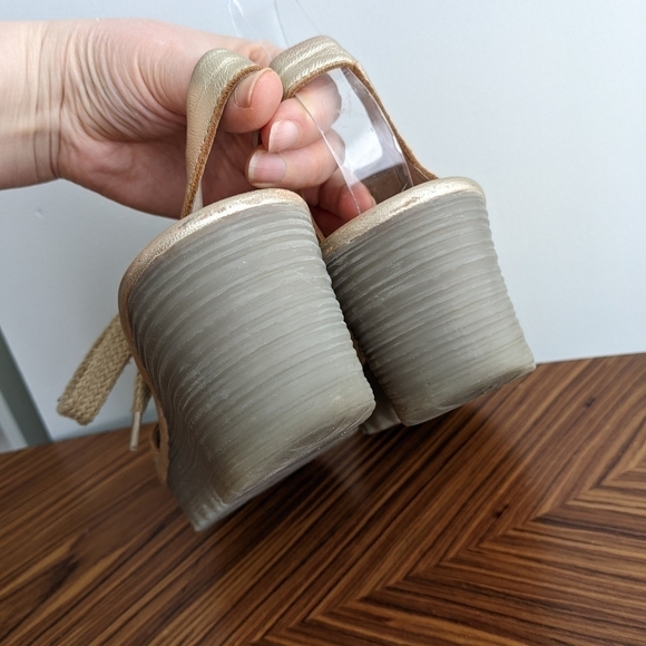 Fly London Yito Silver gold Women's Wedge Sandals size 37 7us s2 - Picture 8 of 12